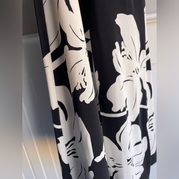 RL floral, classy “mom” dress - Picture 3 of 4